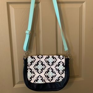 Thirty-one crossbody purse